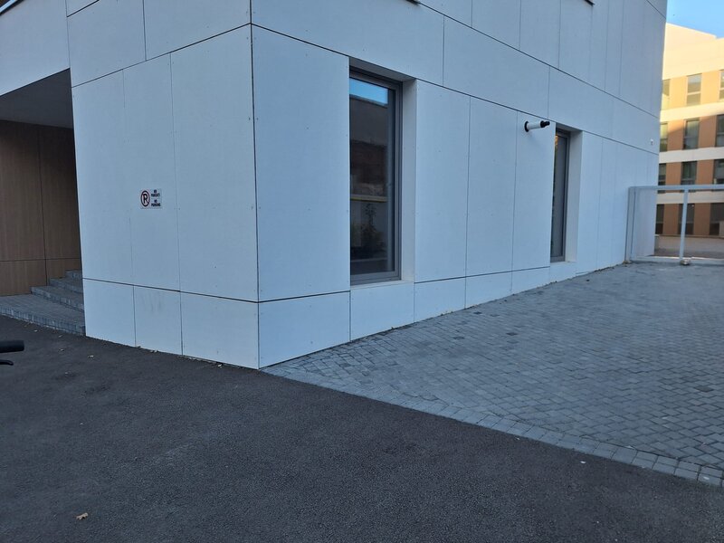 Unirii sector 3, langa spitalul Constantin Angelescu